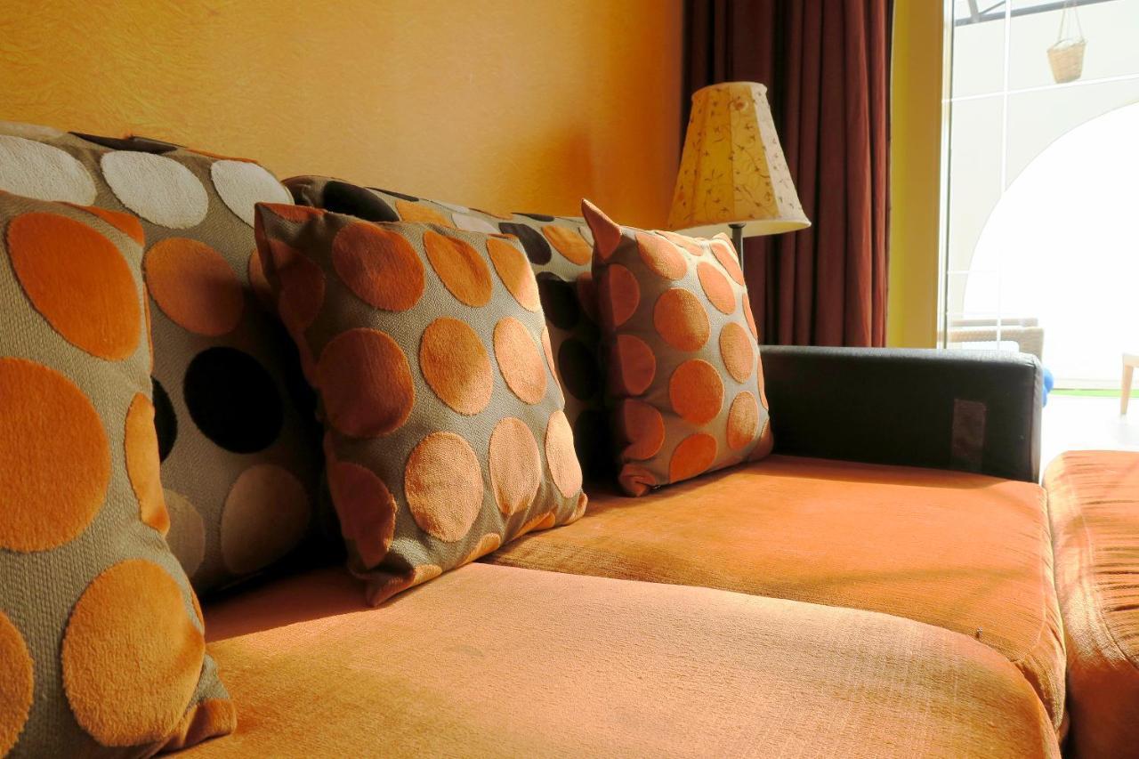 Retac Qunay Dahab Resort & Spa Екстериор снимка A sofa with cushions